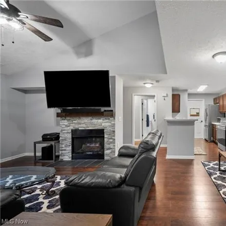 Image 4 - 14823 Lenox Drive, Strongsville, OH 44136, USA - Condo for sale