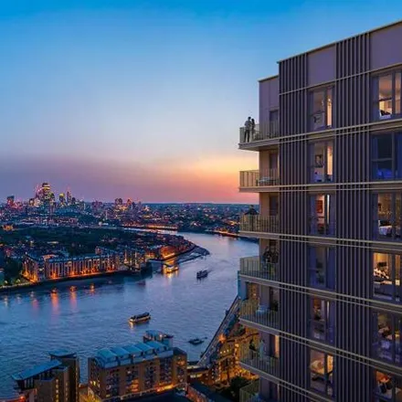 Buy this 1 bed apartment on 4 Bellamy Close in Canary Wharf, London