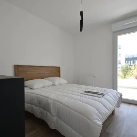 Rent this 4 bed apartment on 93 Route de Saint-Simon in 31100 Toulouse, France