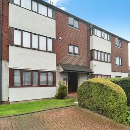 Buy this 2 bed apartment on Ormiston Park Academy in Shannon Way, Kenningtons