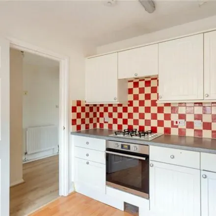 Image 4 - Oxley Close, London, SE1 5HN, United Kingdom - Townhouse for sale