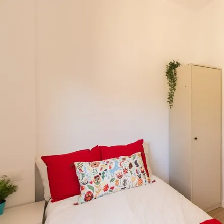 Image 3 - Carrer de Bonavista, 17-19, 08012 Barcelona, Spain - Room for rent