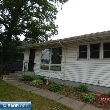 Buy this 3 bed house on 605 East 39th Street in Hibbing, MN 55746