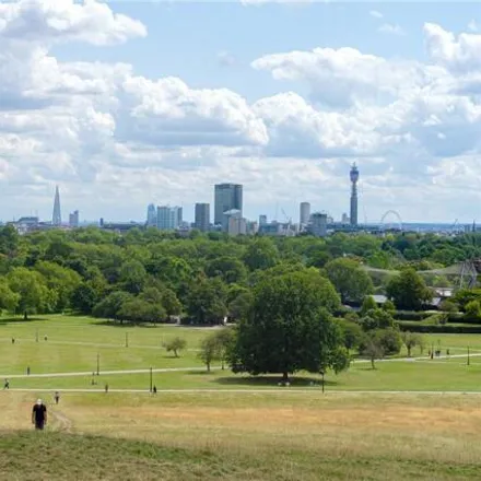 Image 9 - Inverness Street Market, Inverness Street, London, NW1 7HL, United Kingdom - Loft for sale