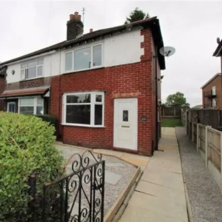 Rent this 2 bed duplex on Marina Road in Stockport, SK6 2PR