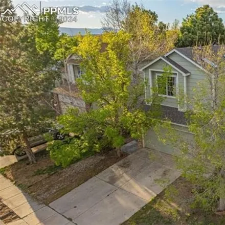 Image 2 - 5823 Fossil Drive, Colorado Springs, CO 80923, USA - House for sale