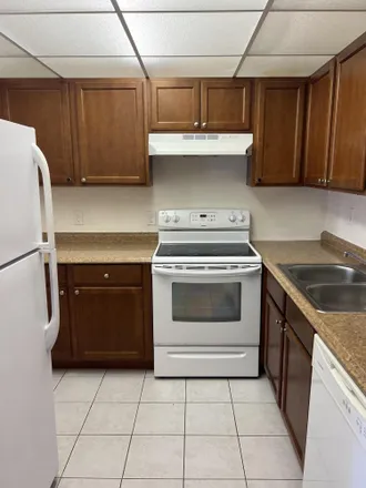 Buy this 1 bed condo on 555 Purdy Lane in Palm Springs, FL 33461