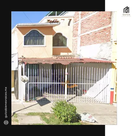 Buy this studio house on Avenida Yuscapan in 45655 Hacienda Santa Fe, JAL