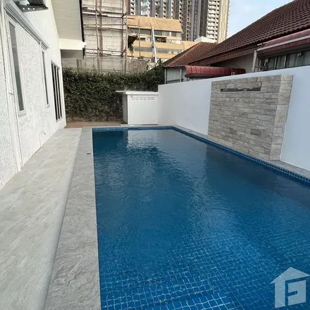 Rent this 3 bed apartment on Breakfast in Jomtien Sai Nueng, Chom Thian