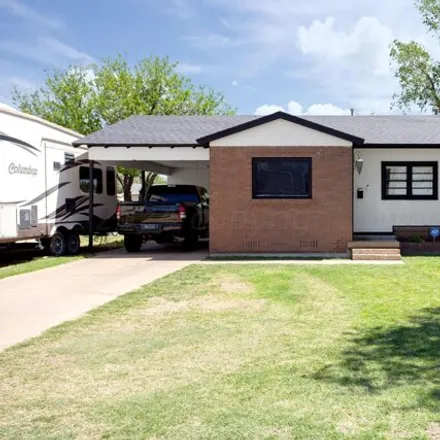 Buy this 3 bed house on 2867 South Seminole Street in Amarillo, TX 79103