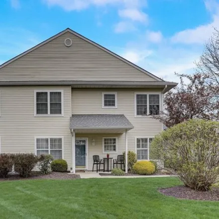 Image 1 - 1694 Lynbrooke Drive, Lower Makefield Township, PA 19067, USA - Condo for sale