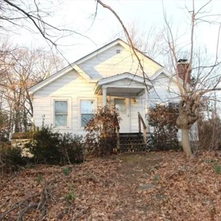 Buy this 2 bed house on 19 Rockaway Road in Woodland Park, Auburn