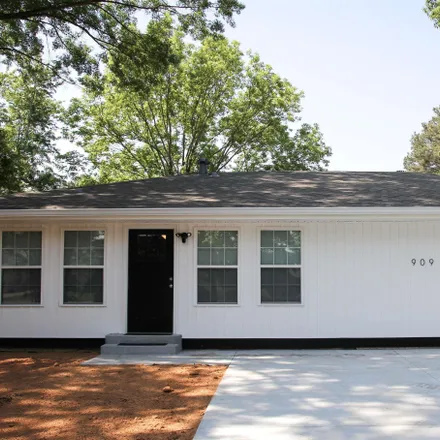 Rent this 3 bed house on 909 Shall Court in Jacksonville, AR 72076