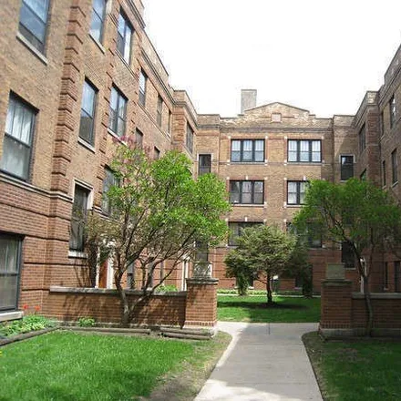 Rent this 2 bed condo on 3513 N Racine Ave Unit Gdn in Chicago, Illinois