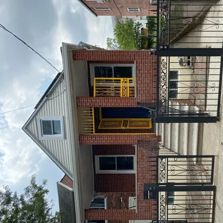 Buy this 2 bed house on 1140 East 224th Street in New York, NY 10466