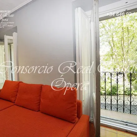 Image 7 - Calle de Tetuán, 28013 Madrid, Spain - Apartment for rent