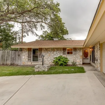 Image 3 - 1202 Morey Peak Dr, San Antonio, Texas, 78213 - House for sale