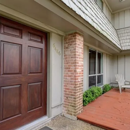 Image 4 - 6644 Bayou Glen Road, Houston, TX 77057, USA - Townhouse for rent