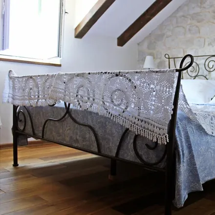 Rent this 3 bed house on Vrsine in Split-Dalmatia County, Croatia