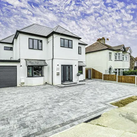 Buy this 4 bed house on Clarence Road in Benfleet, SS7 1HX
