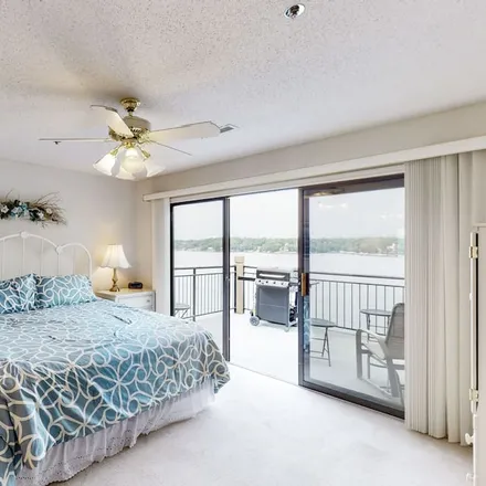 Rent this 4 bed condo on Lake Ozark
