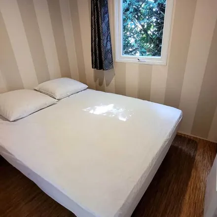 Rent this 1 bed house on 85160 Saint-Jean-de-Monts