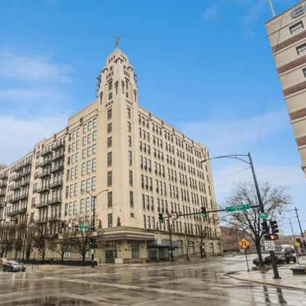 Buy this 1 bed condo on One River Place in 758 North Larrabee Street, Chicago