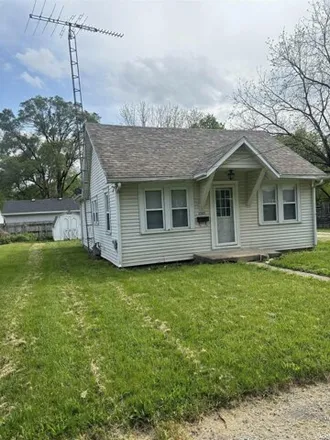 Image 2 - 2261 East 8th Street, Irvington, Muncie, IN 47302, USA - House for sale