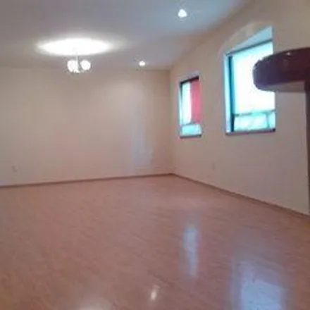 Rent this 2 bed apartment on Calle Sierra Mojada 340 in Colonia Del Bosque, 11000 Santa Fe
