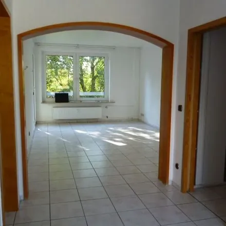 Rent this 4 bed apartment on Am Kreyenbergshof 10 in 47167 Duisburg, Germany