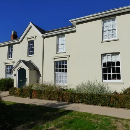 Rent this 3 bed apartment on Convent in Petersfield Road, Midhurst