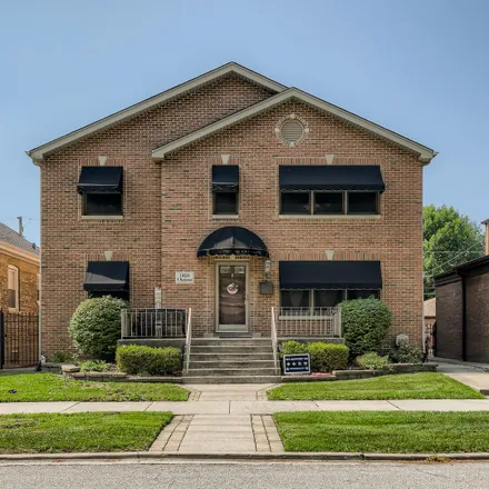 Buy this 4 bed house on 10514 South Maplewood Avenue in Chicago, IL 60655