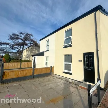 Buy this 2 bed duplex on Steve Newman Car Sales in 145 Norwood Road, Sefton