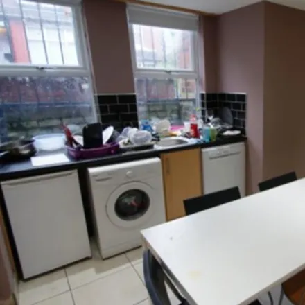 Rent this 7 bed house on 31 Chestnut Avenue in Leeds, LS6 1BA