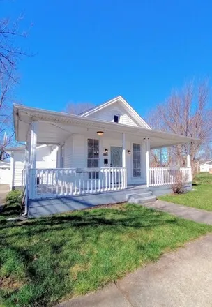 Buy this 3 bed house on 602 S Walnut St in Edinburgh, Indiana