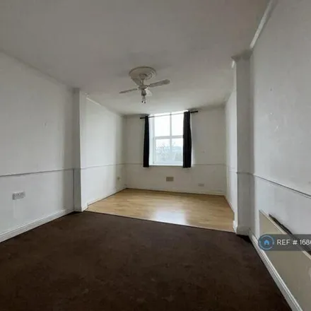Image 2 - Habergham Street, Padiham, BB12 8PX, United Kingdom - Apartment for rent