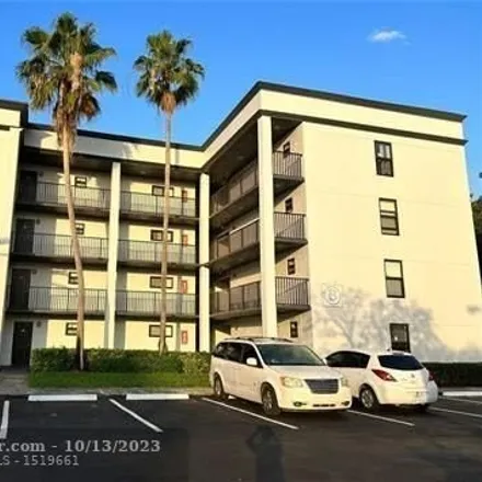 Rent this 1 bed apartment on unnamed road in Davie, FL 33024