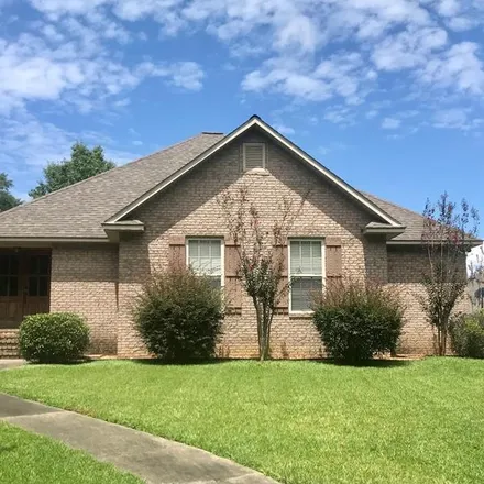 Buy this 3 bed house on 1006 Fisher Park in Brookhaven, MS 39601