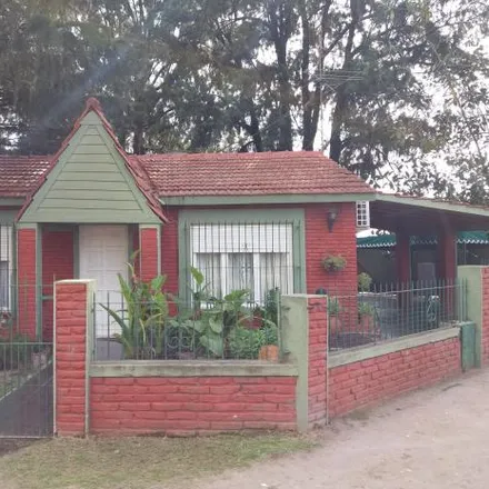 Buy this 2 bed house on Noruega in Villa Santa Rosa, 1853 Buenos Aires