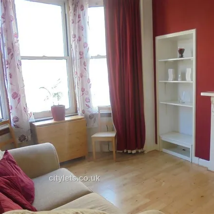 Rent this 1 bed apartment on 38 Marionville Road in City of Edinburgh, EH7 5UD