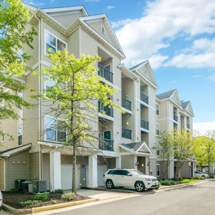 Buy this 1 bed condo on 5130;5132 Brittney Elyse Circle in Centreville Farms, Centreville