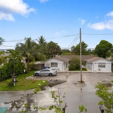 Image 3 - 645 NW 15th Ave, Fort Lauderdale, Florida, 33311 - House for sale