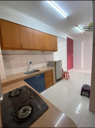 Rent this 3 bed apartment on Jalan Penghulu 30/3 in Bandar Mahkota Cheras, 43200 Kajang Municipal Council