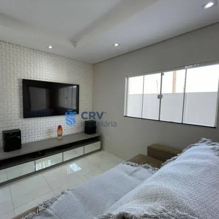 Image 2 - Rua Fulgêncio Ferreira Neves, Coliseu, Londrina - PR, 86080-010, Brazil - House for sale