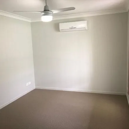 Image 2 - 13 Lara Avenue, Newling NSW 2350, Australia - Apartment for rent
