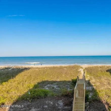 Image 8 - 285 Carolina Beach Avenue South, Carolina Beach, NC 28428, USA - Condo for sale