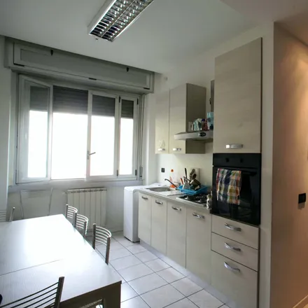 Image 2 - Viale Liguria, 51, 20143 Milan MI, Italy - Apartment for rent
