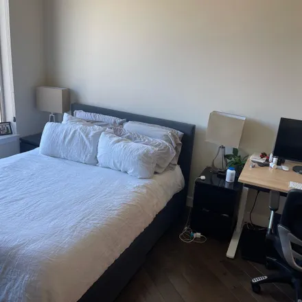 Rent this 1 bed room on 2640 Leavenworth Street in San Francisco, CA 90214