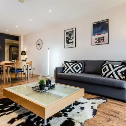 Buy this 1 bed apartment on Sainsbury's in 158a Cromwell Road, London