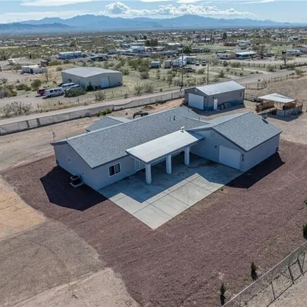 Buy this 3 bed house on 517 South Eden Road in Mohave County, AZ 86413